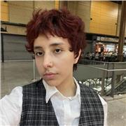 Me defino como una persona pasiva, comprensiva, atenta y receptiva para el cuidado de niños y enseñanza activa de Inglés.